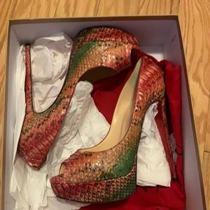 Christian Louboutin Lady Peep Pumps